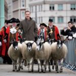 London's River Thames Hosts Damian Lewis and a Flock of Sheep in Tradition