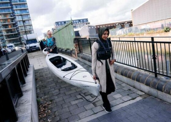 Muslim Women Break Barriers with Paddle Sports on London's Waterways